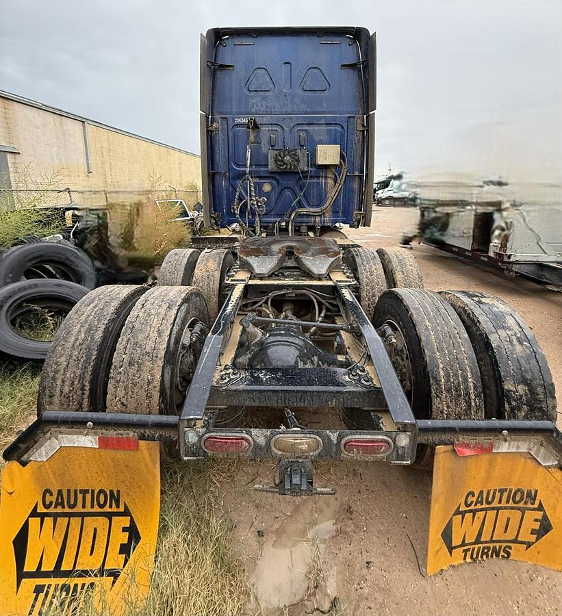 Used 2019 FREIGHTLINER CASCADIA