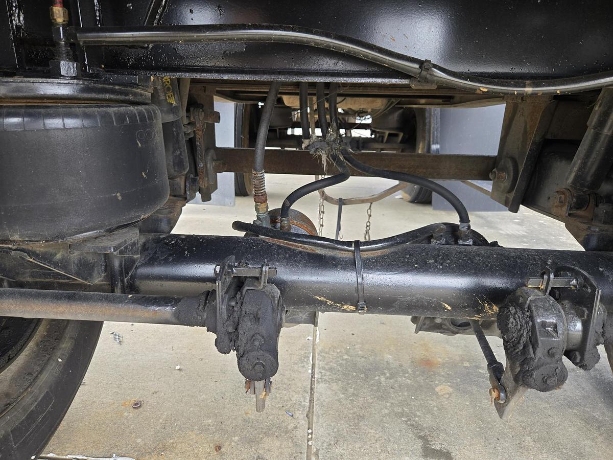 Used 1999 UTILITY 48 x 102