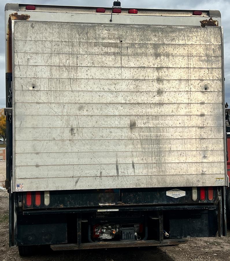 Used 2004 FORD F650 SD