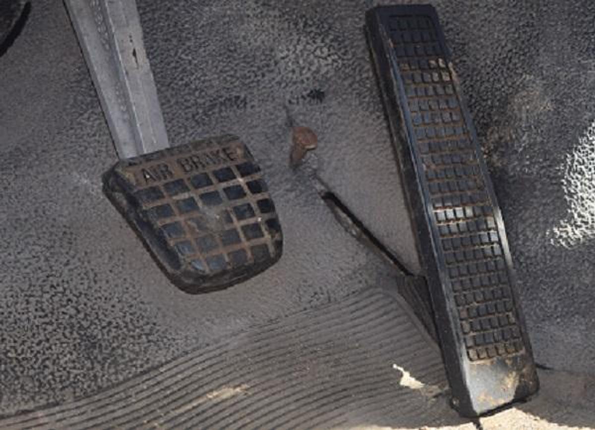 Used 1998 FORD L7000