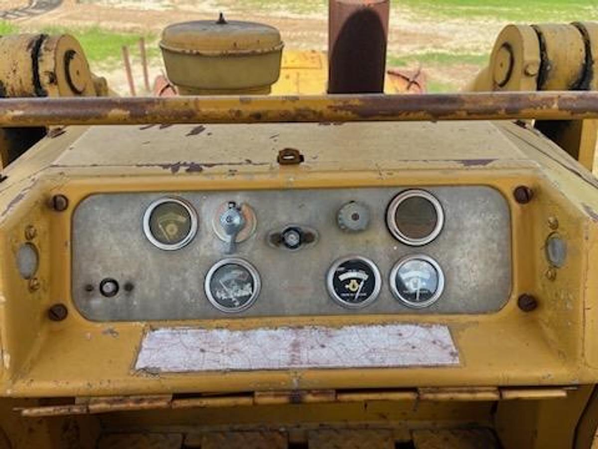 Used 1982 CATERPILLAR 955L