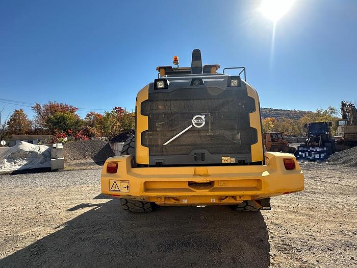 Used 2015 VOLVO L150H