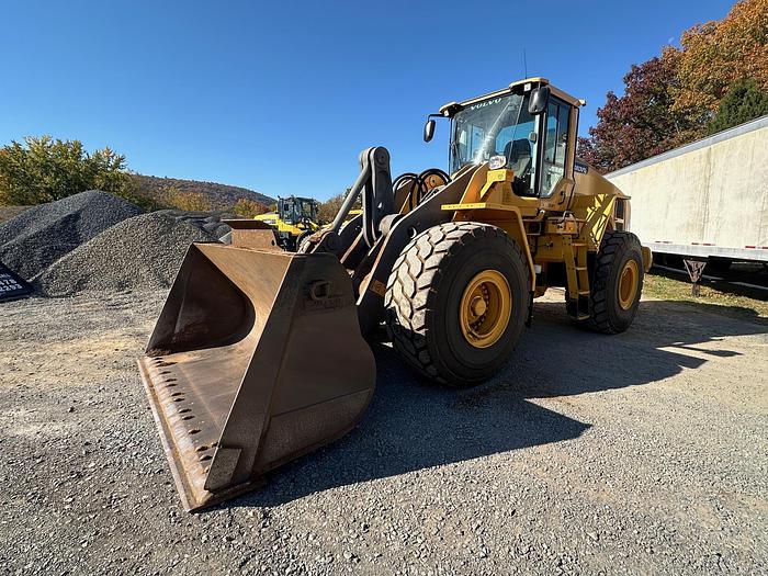 Used 2015 VOLVO L150H