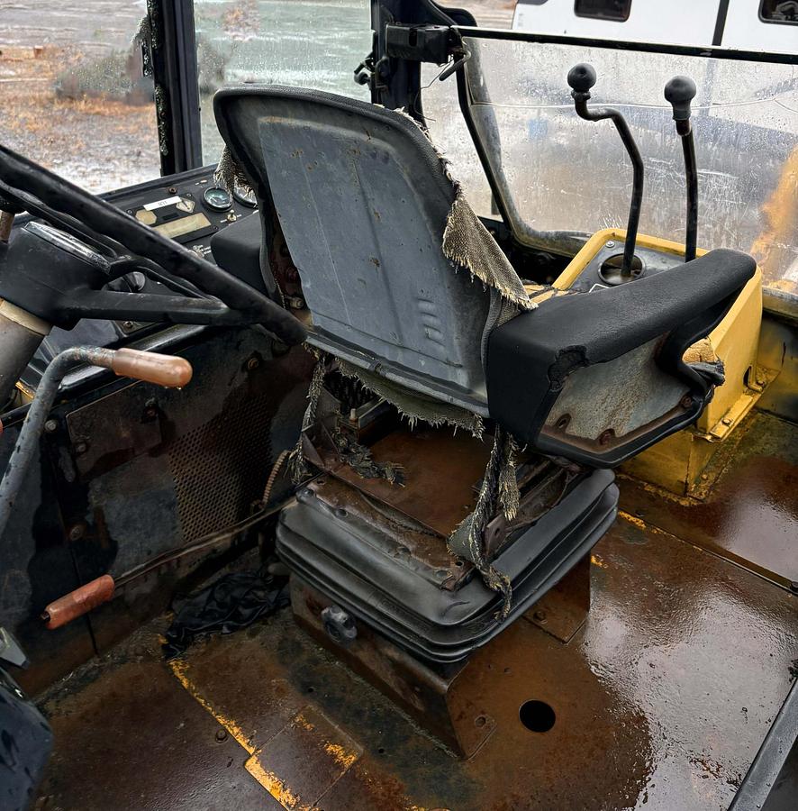 Used 1988 DEERE 510C