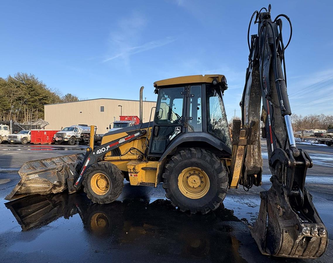 Used 2007 DEERE 410J