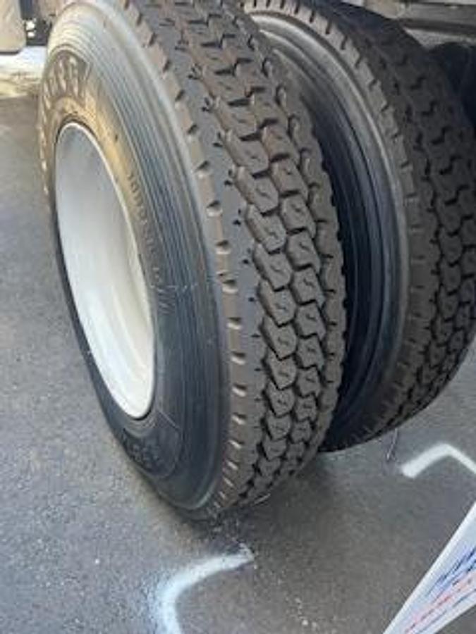 Used 2017 INTERNATIONAL 4300 Attenuator