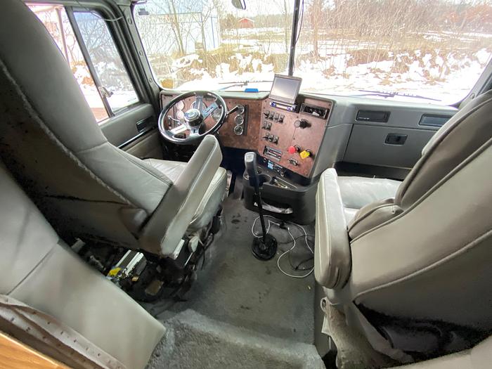 Used 2003 INTERNATIONAL 9200