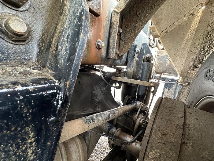 Used 2007 PHOENIX Front Discharge Mixer