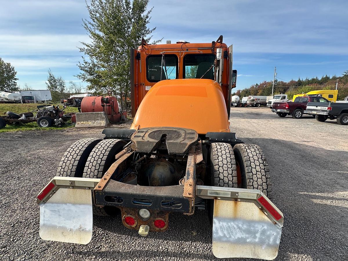 Used 2012 FREIGHTLINER Cascadia 125