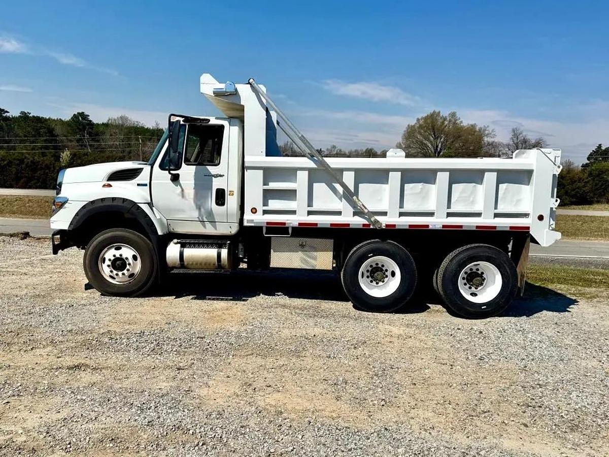 Used 2012 INTERNATIONAL 7600