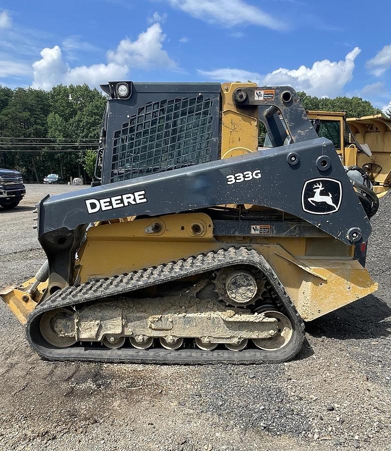 Used 2022 JOHN DEERE 333G