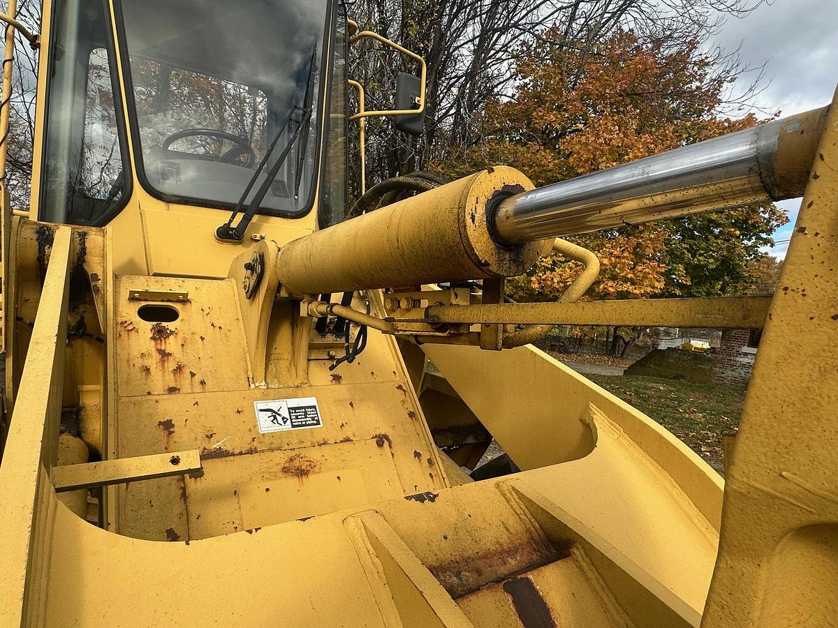 Used 1996 DEERE 444G