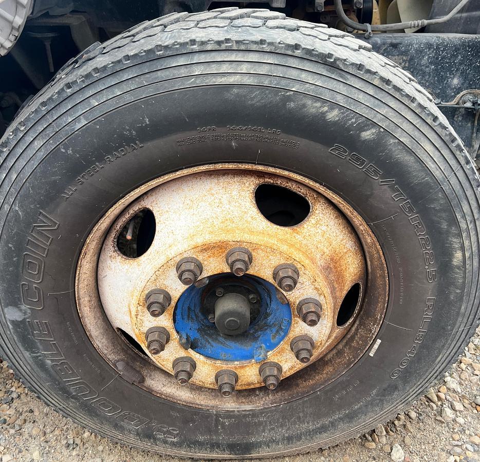 Used 2004 FORD F650 SD