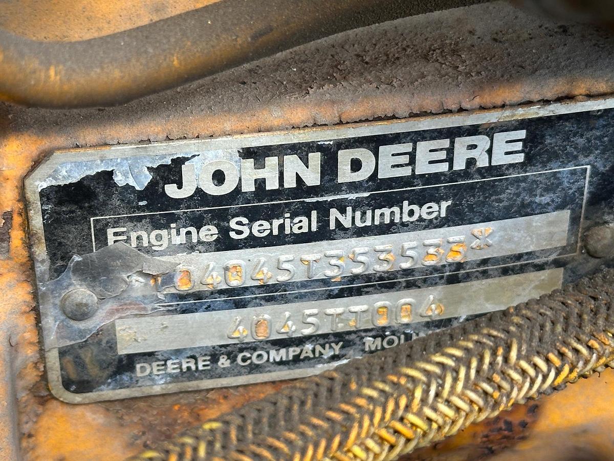 Used 1992 DEERE 444E