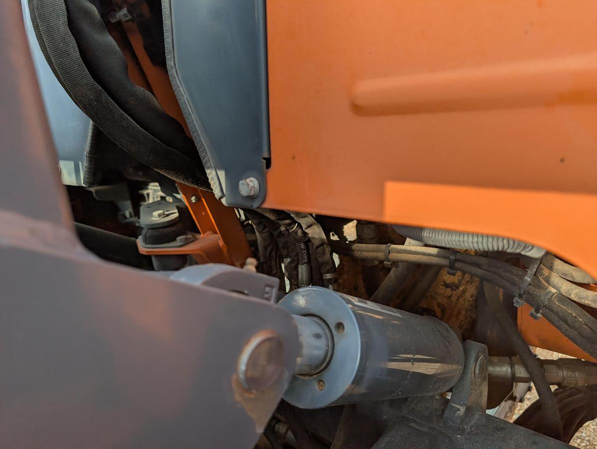 Used 2016 MOFFETT MB NX 55