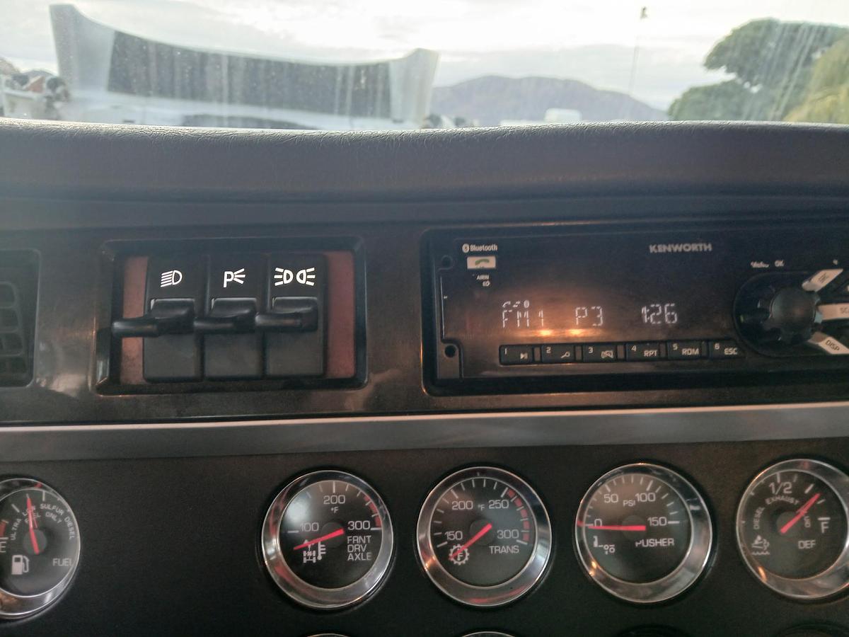 Used 2020 KENWORTH T800
