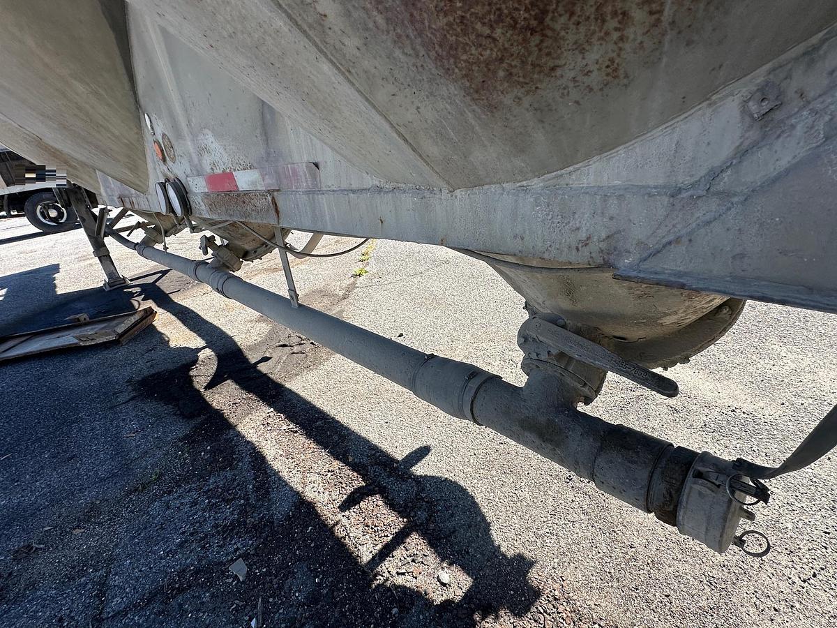 Used 1969 FRUEHAUF Bulk Tanker