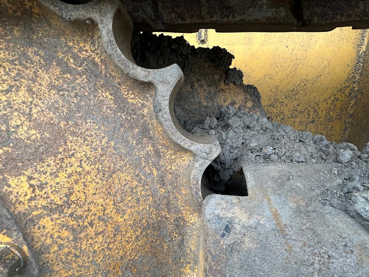 Used 2007 DEERE 650J LT