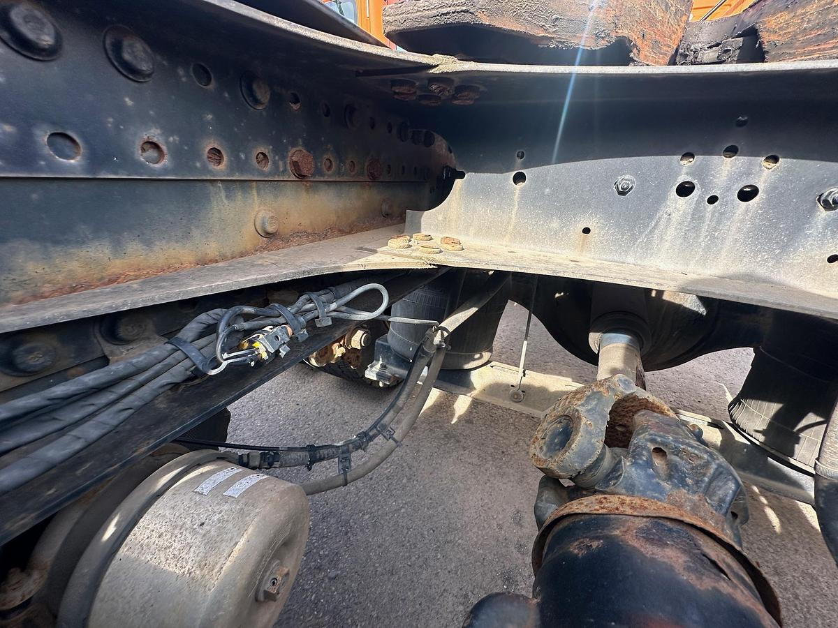 Used 2014 VOLVO VNM64T