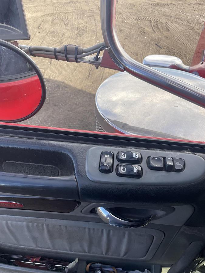 Used 2012 PETERBILT 389