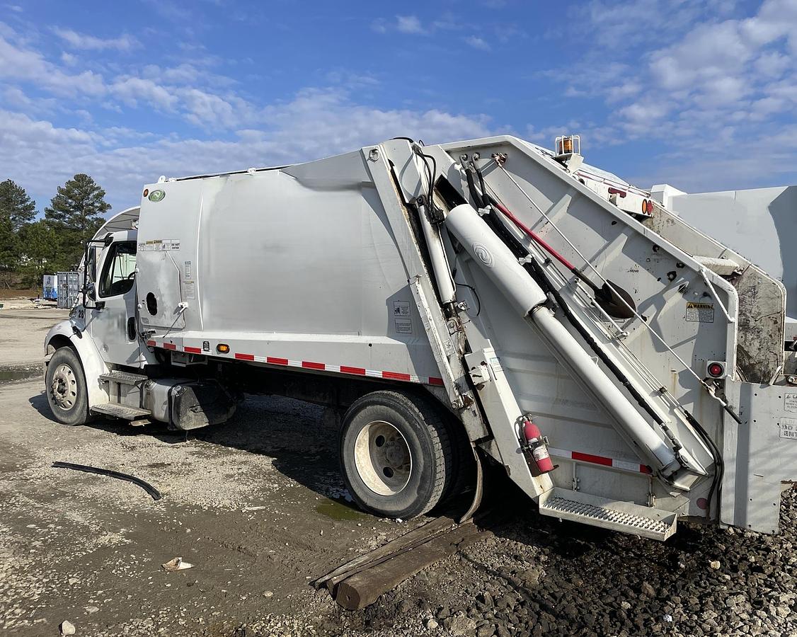 Used 2021 FREIGHTLINER M2 Refuse