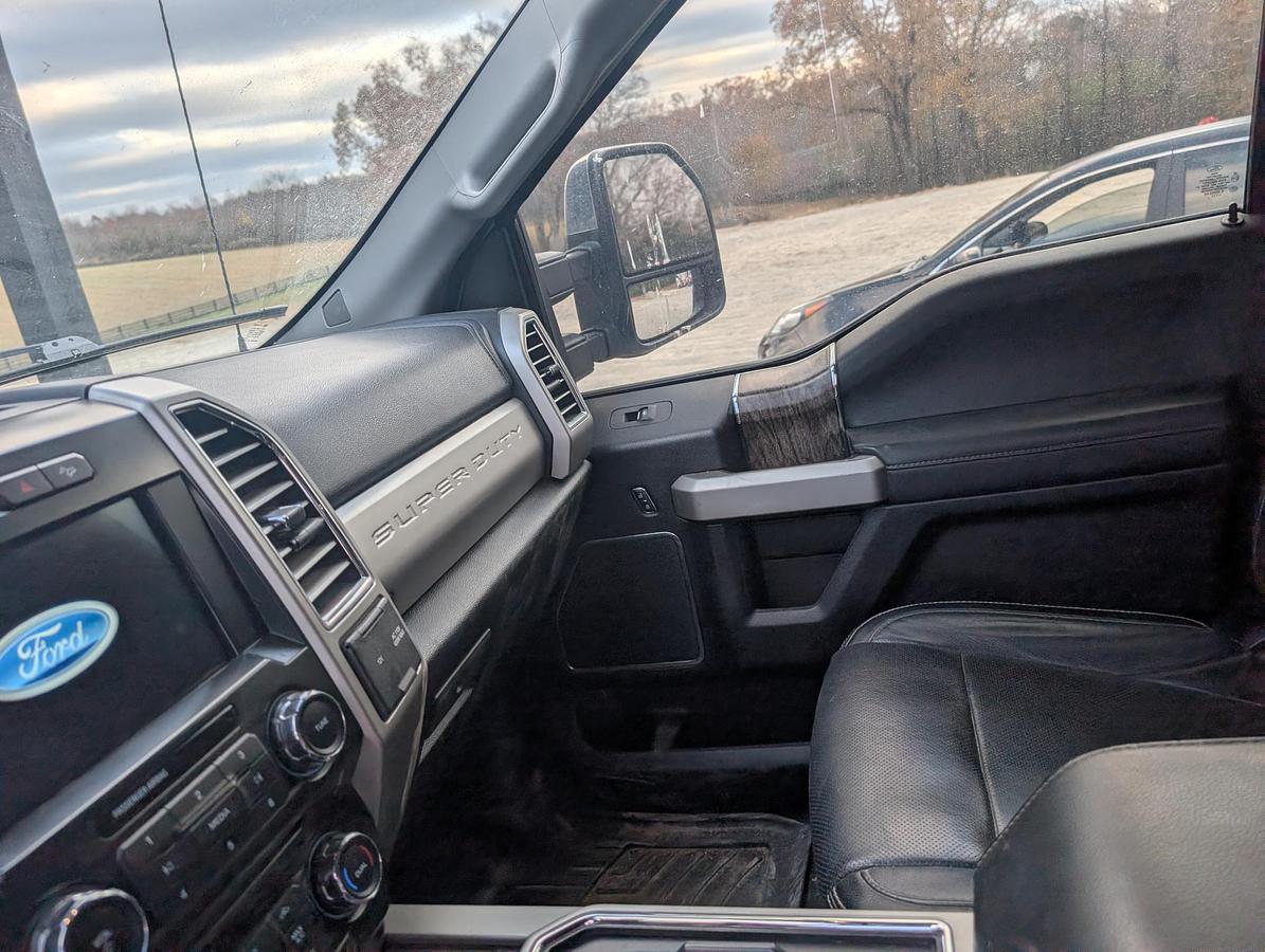 Used 2017 FORD F250 Lariat