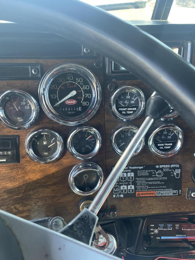 Used 1989 PETERBILT 379