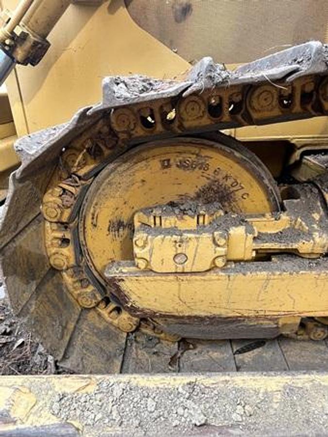 Used 1985 DEERE 750B