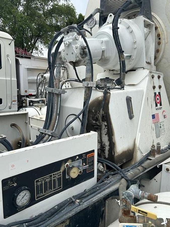 Used 2019 MACK GR64FR