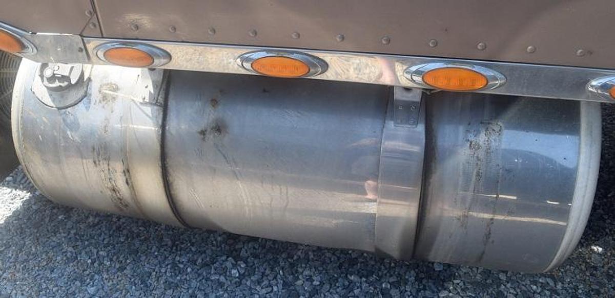 Used 2016 PETERBILT 386