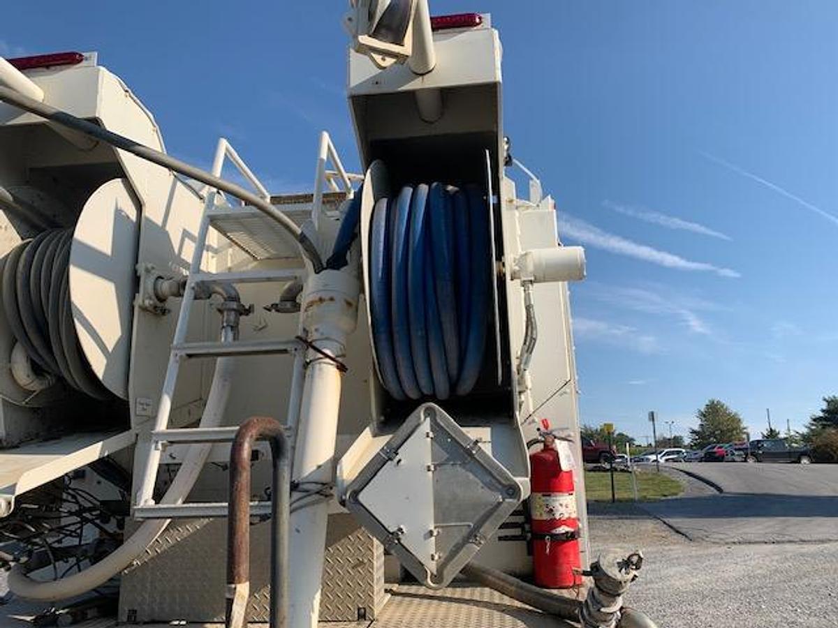 Used 2006 INTERNATIONAL 7600