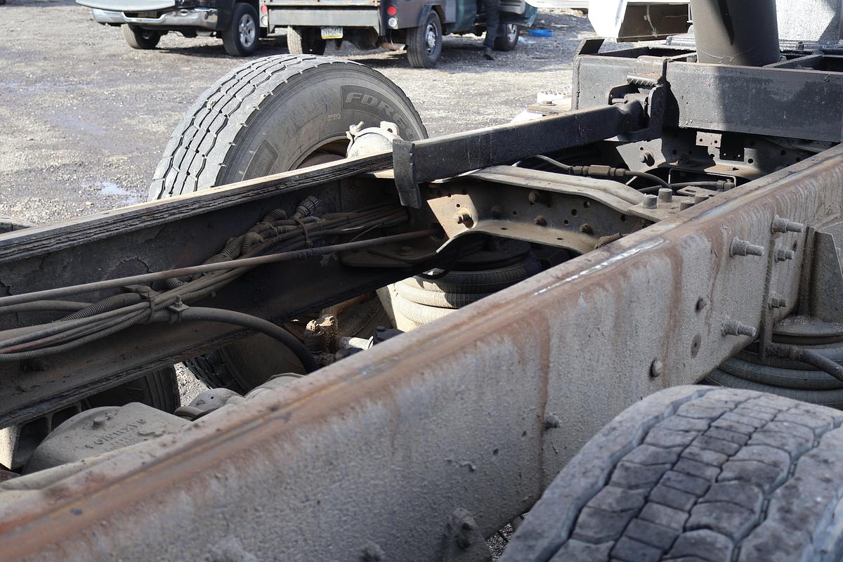 Used 2007 MACK Granite CV713