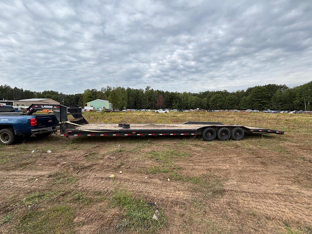 Used 2021 LAMAR H8024037