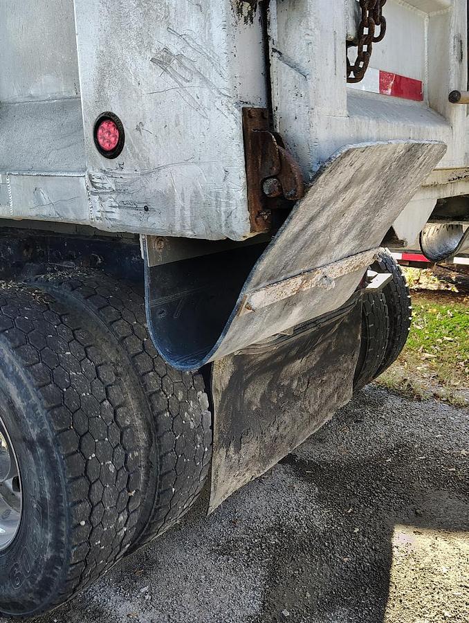 Used 1999 FREIGHTLINER 5-Axle