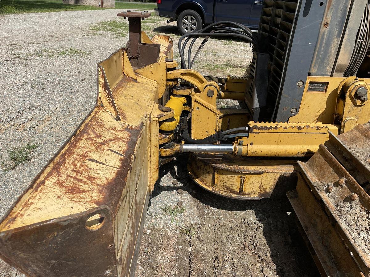 Used 2002 DEERE 550H LGP