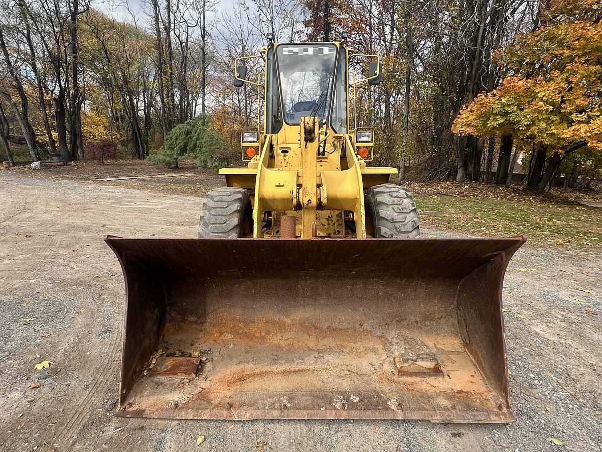 Used 1996 DEERE 444G