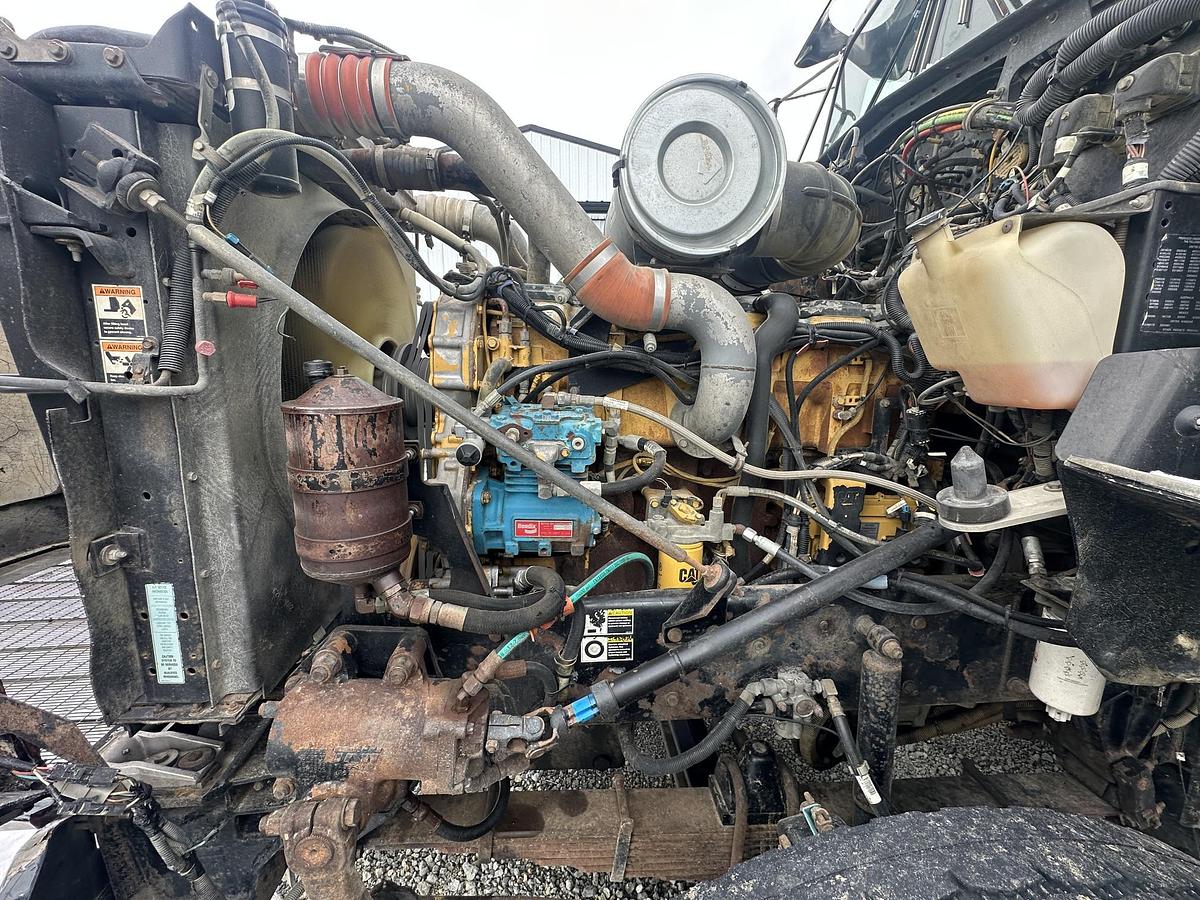 Used 2002 KENWORTH T800