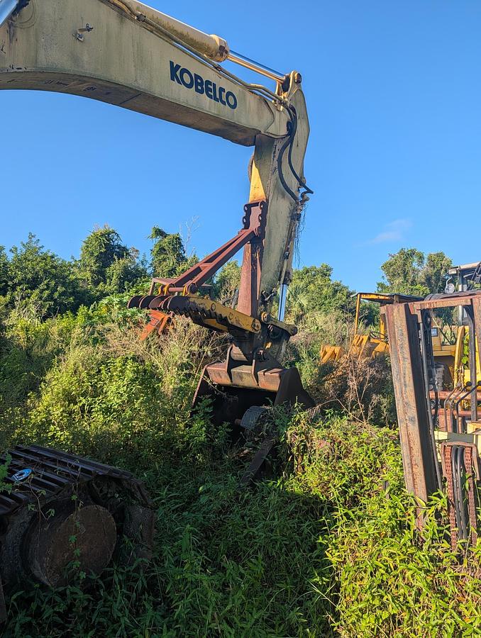 Used 2006 KOBELCO SK330 LC