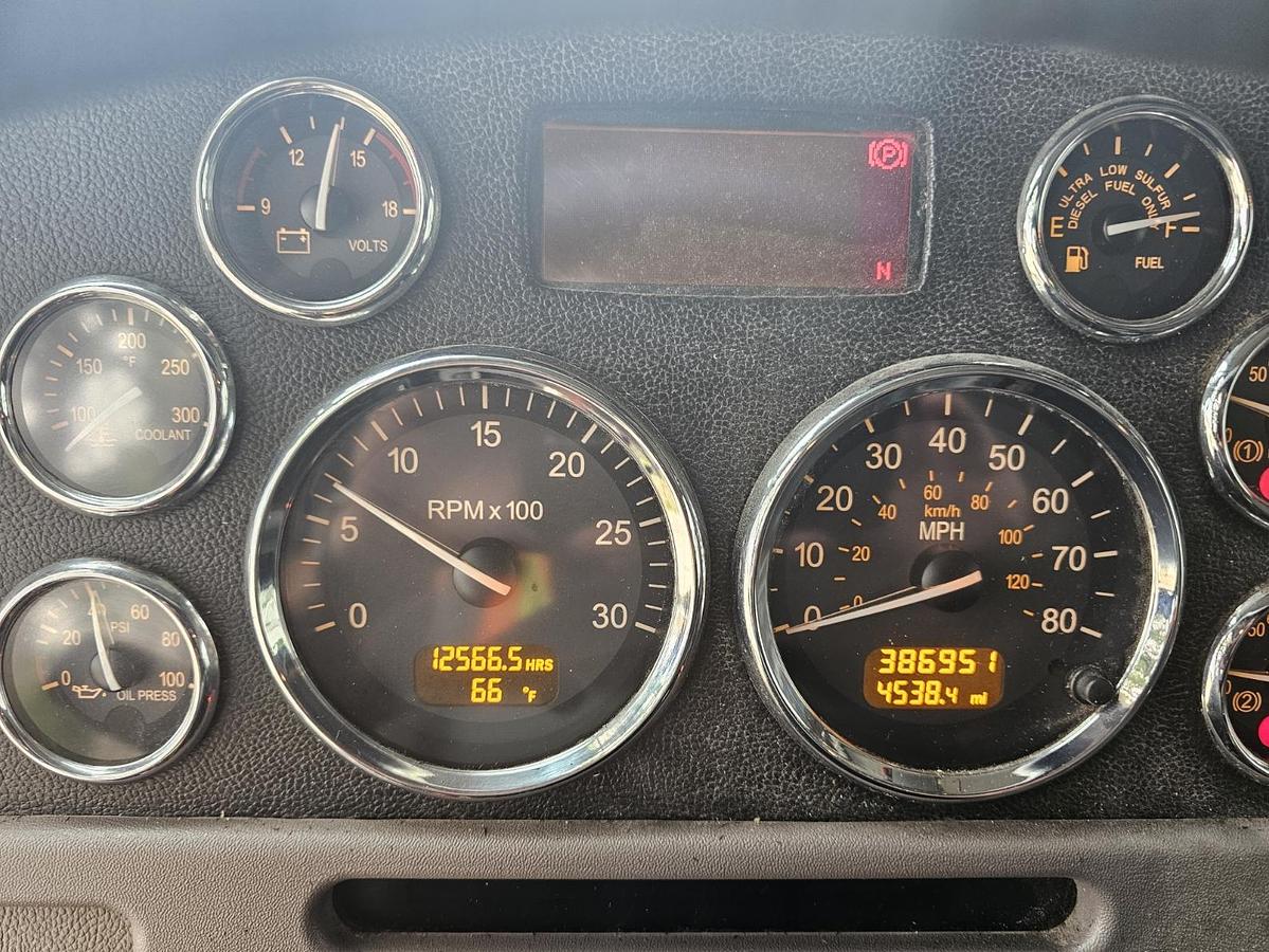 Used 2019 PETERBILT 365