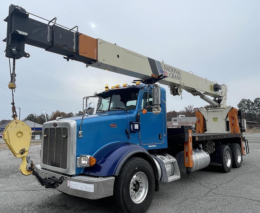 Used 2008 PETERBILT 365 Crane