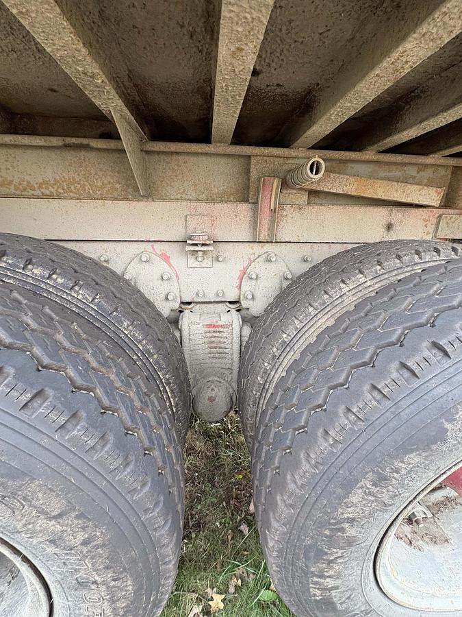 Used 2006 MACK Granite CV713