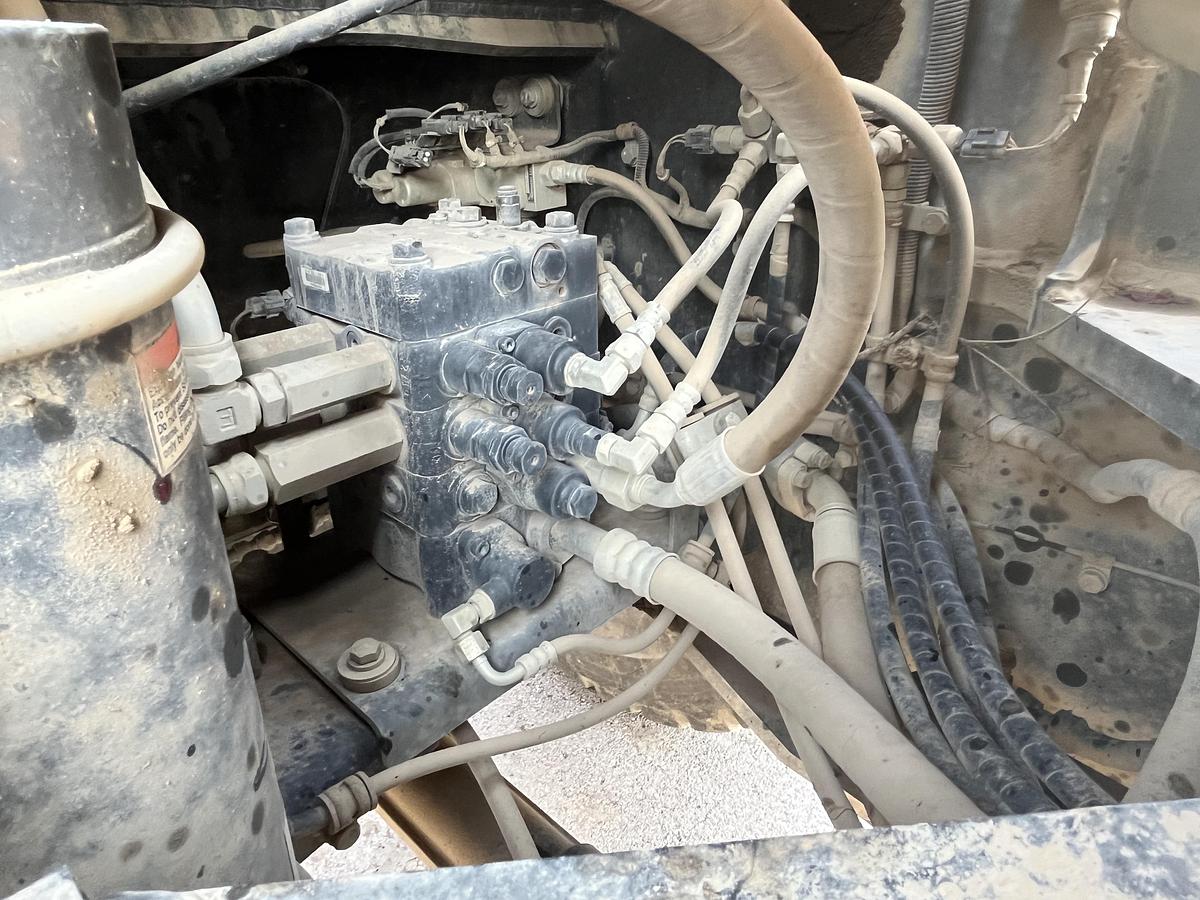 Used 2021 KOMATSU WA270-8