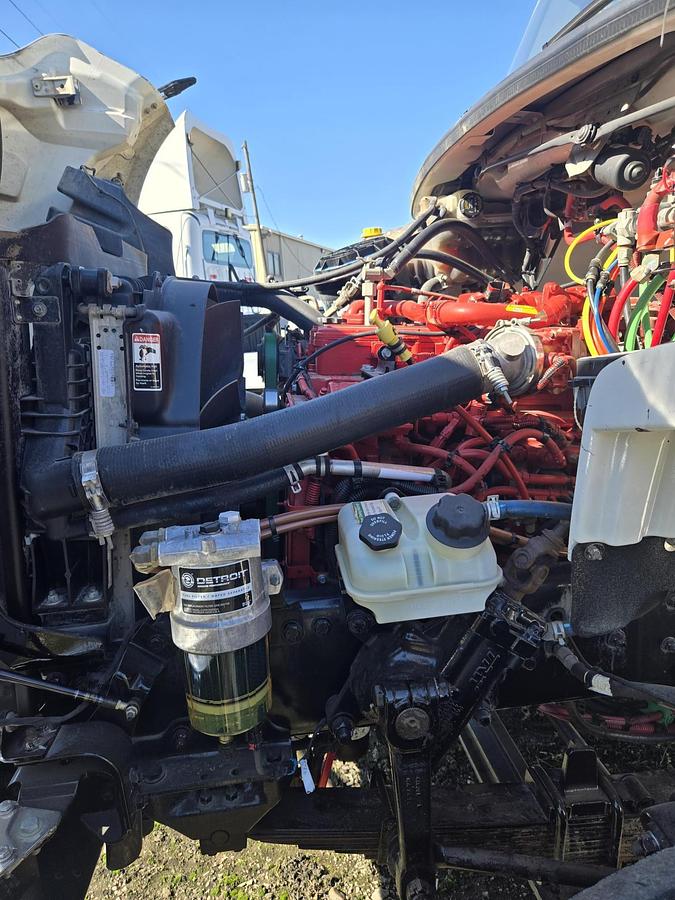 Used 2020 FREIGHTLINER Business Class M2 106