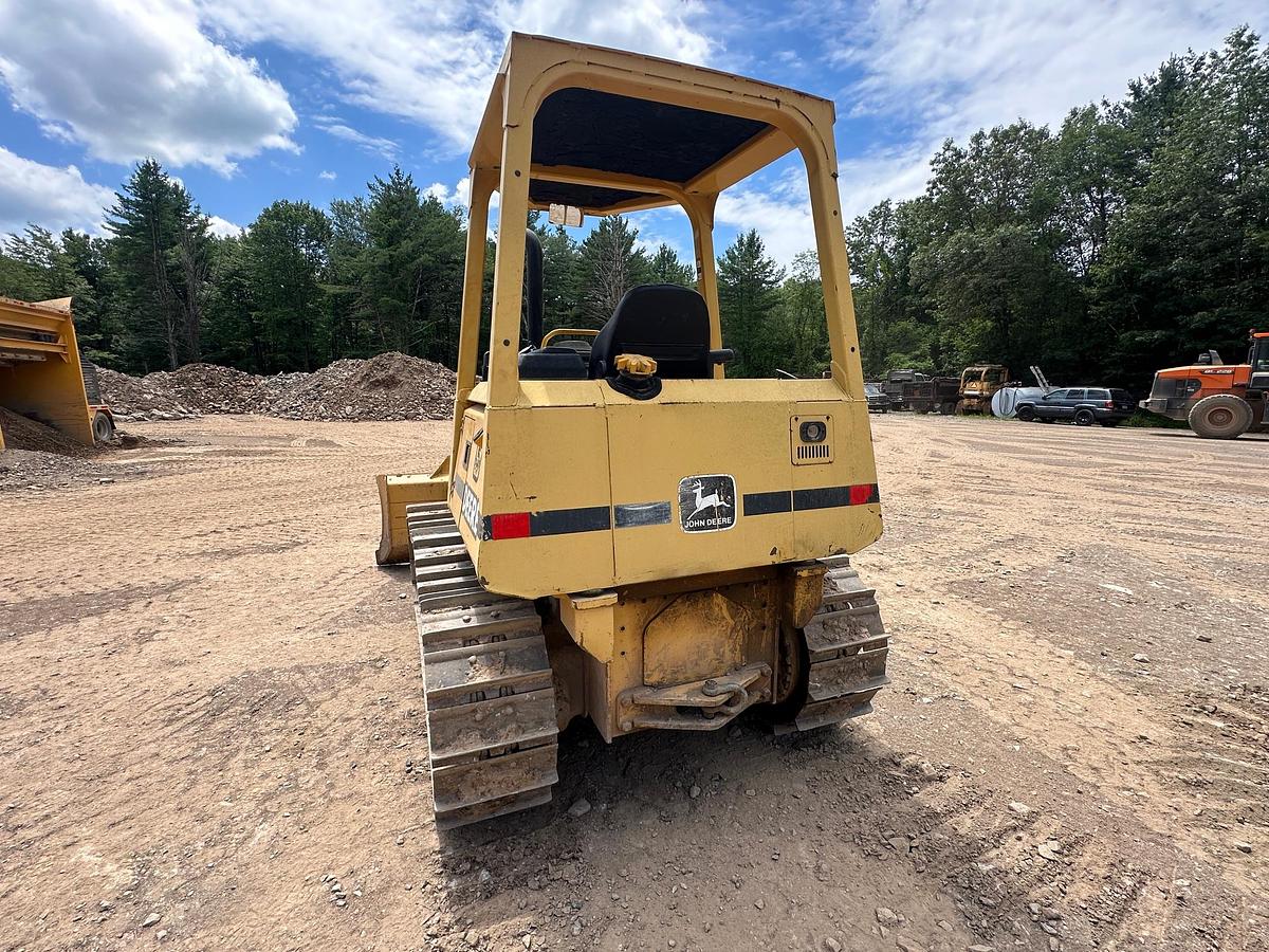 Used 2001 DEERE 450H