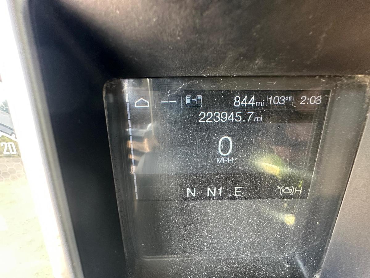 Used 2020 MACK Granite GR64F