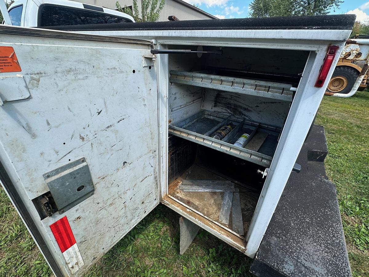 Used 2006 FORD F450 Service Truck