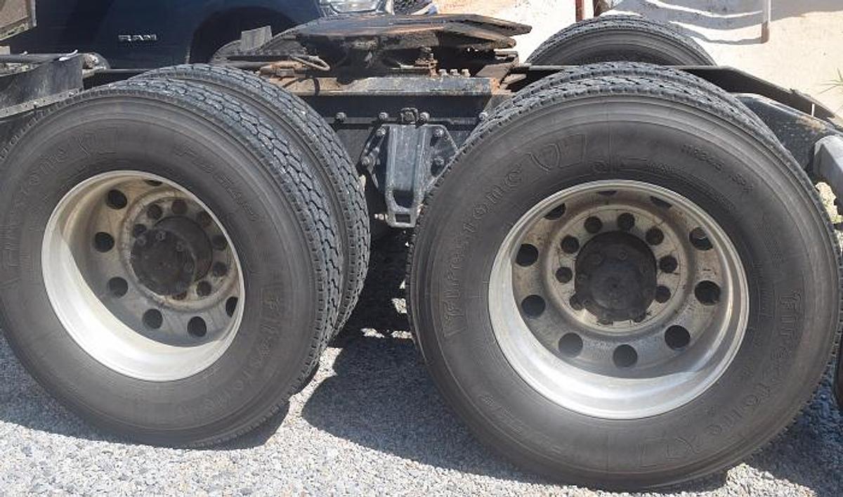 Used 2016 PETERBILT 386