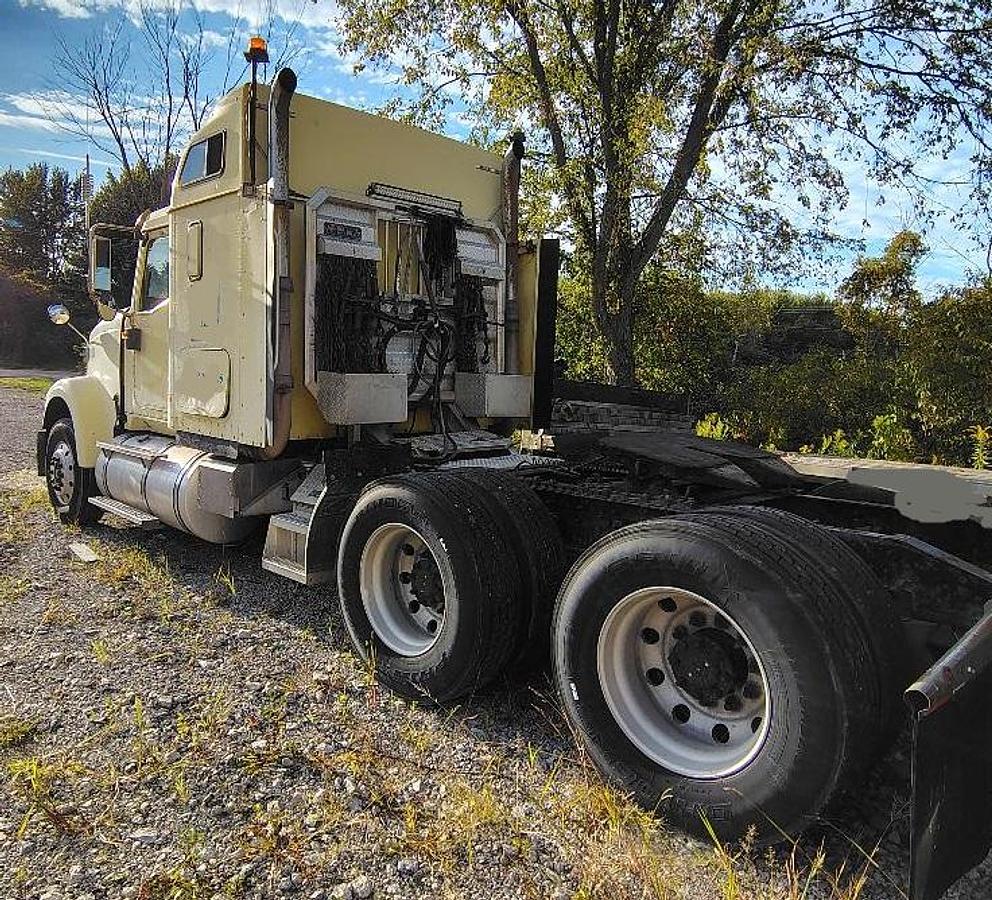 Used 2005 INTERNATIONAL 9900i