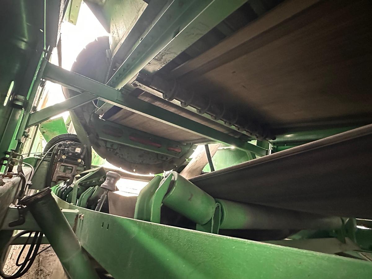 Used 2019 MCCLOSKEY 733RE