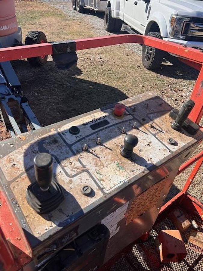 Used 2013 SKYJACK SJ46AJ